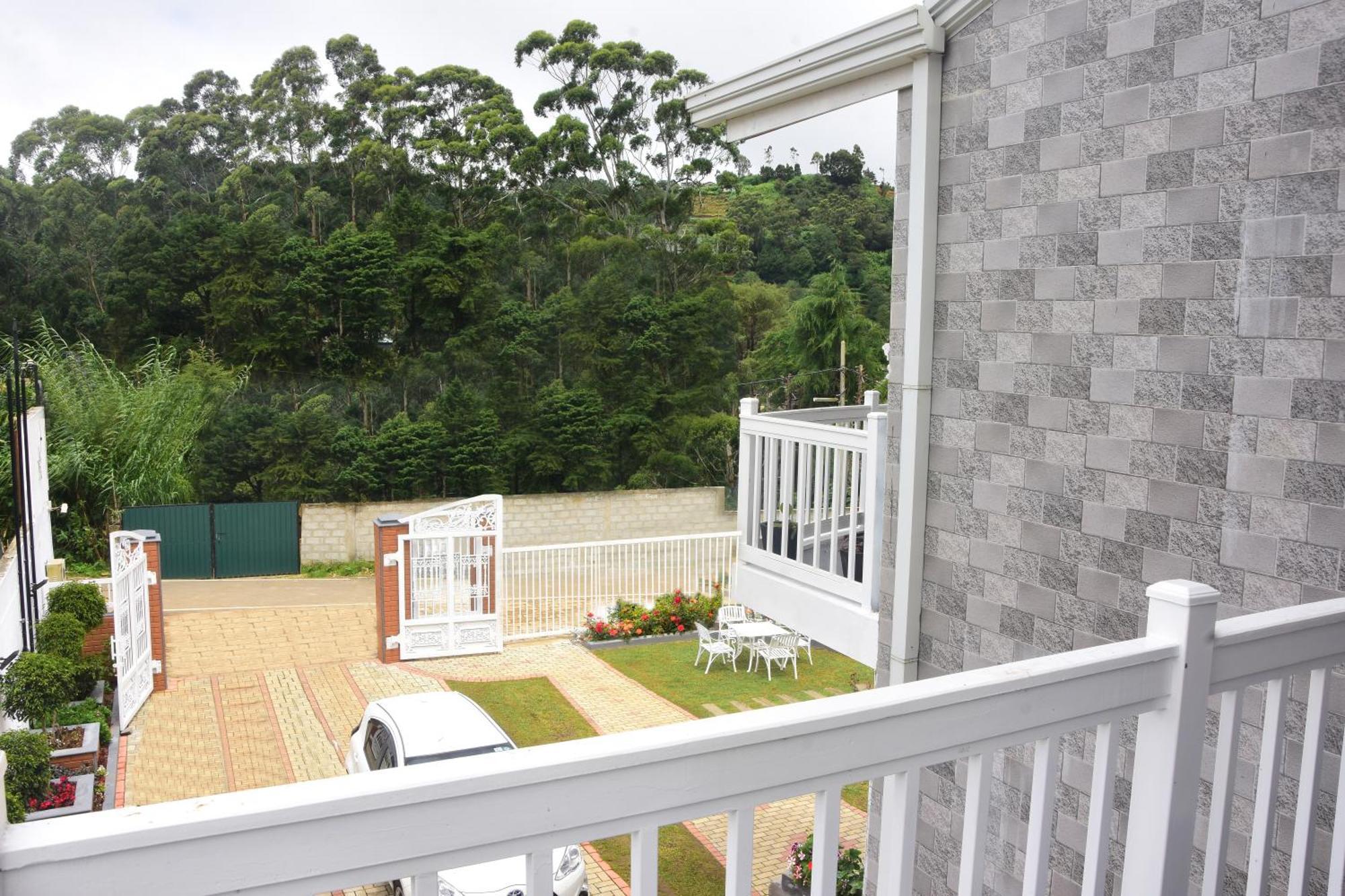 Twin Villa Red Nuwara Eliya Exterior photo